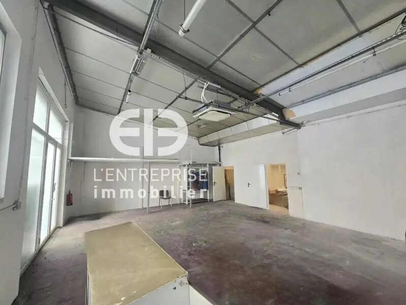 Industrial in Contes for lease Interior Photo- Image 1 of 10