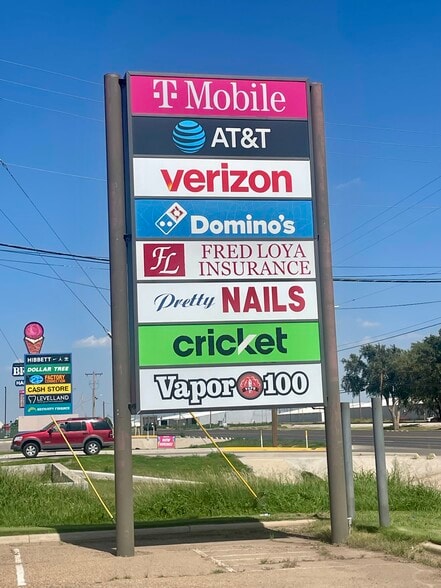 409 E Hwy 114, Levelland, TX for lease - Building Photo - Image 3 of 3