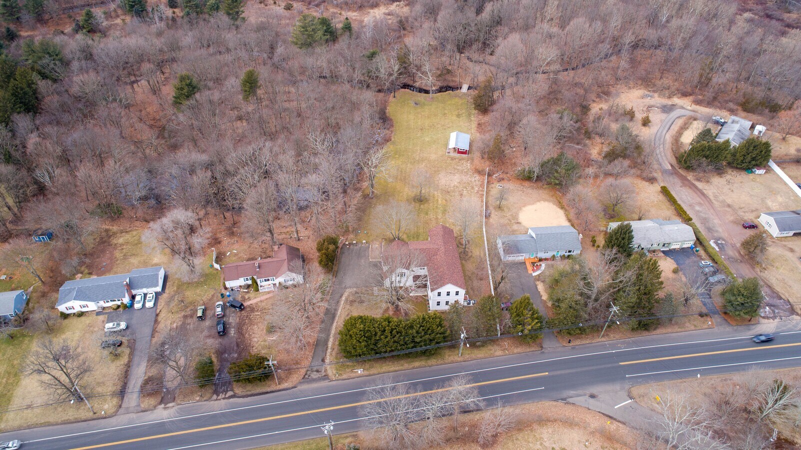 4224 Whitney Ave, Hamden, CT 06518