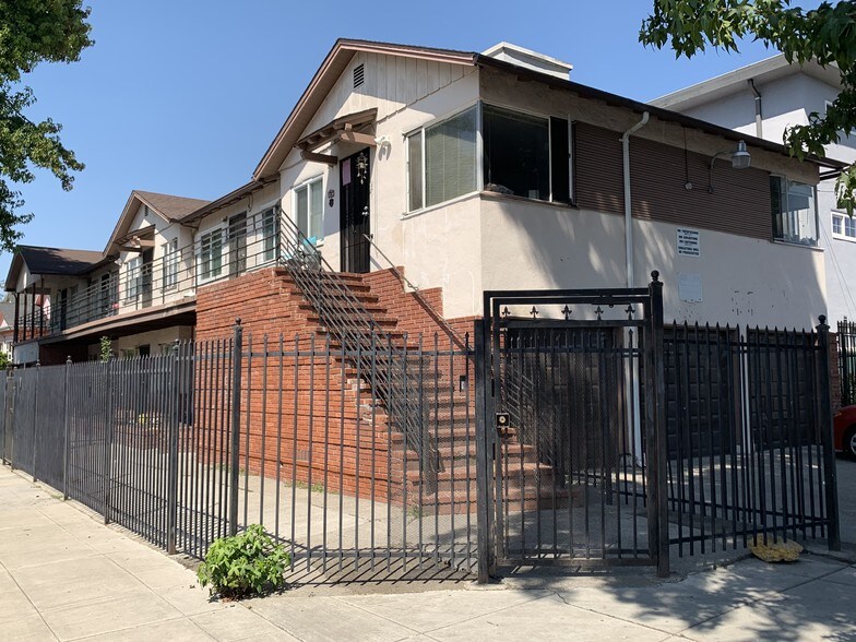 3114 Ashbrook Ct Oakland Ca 94601 Ashbrook Court Apartments Loopnet Com