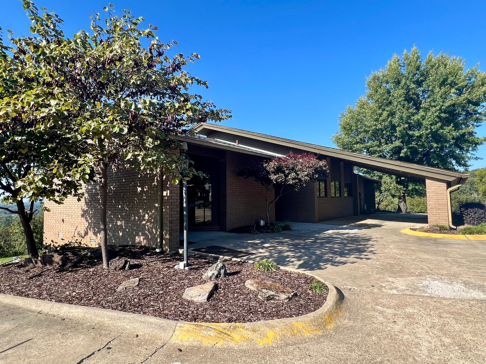 617 Fayetteville Rd, Van Buren, AR for lease Building Photo- Image 1 of 13