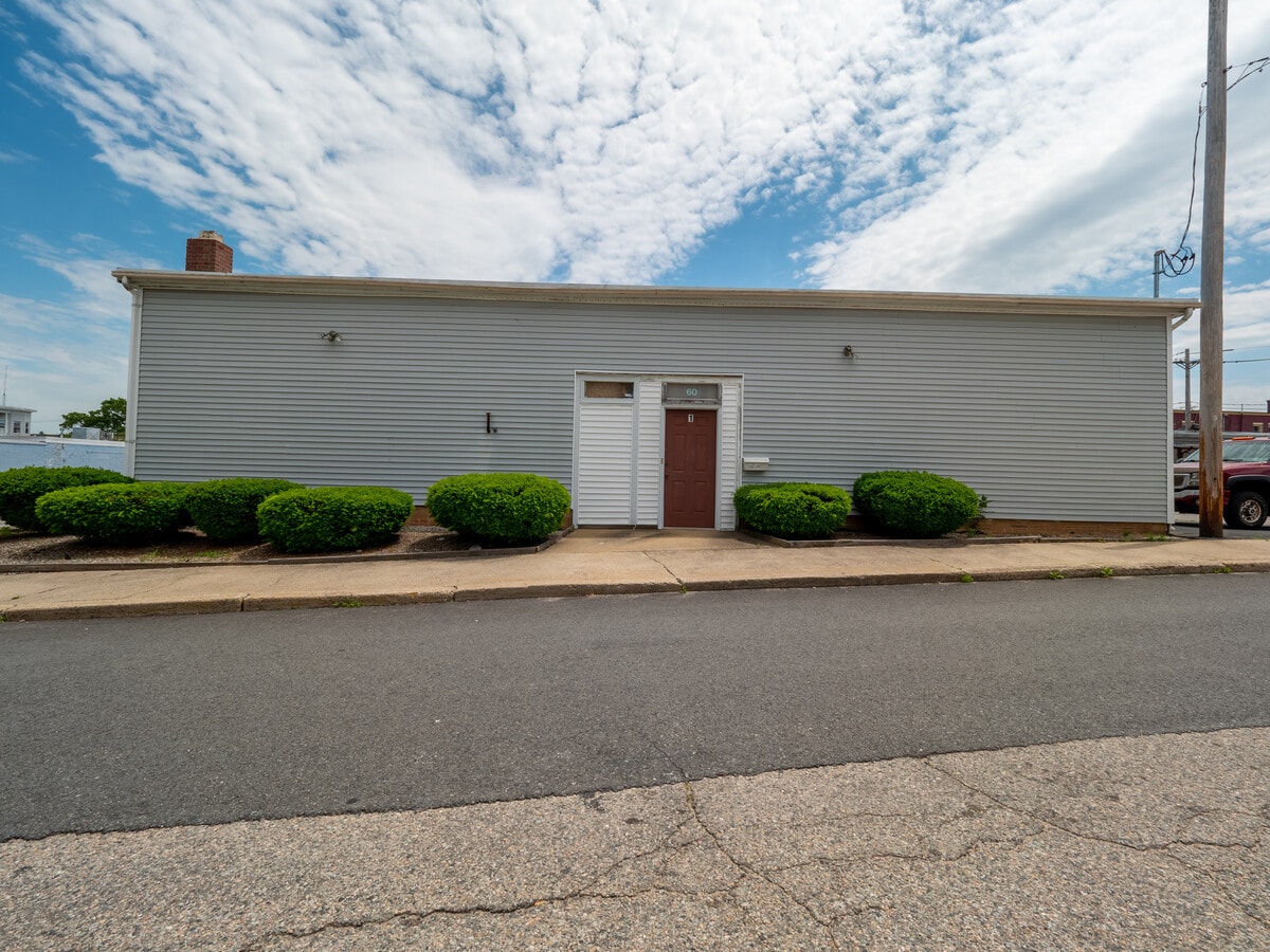 11 Curson St, West Warwick, RI 02893