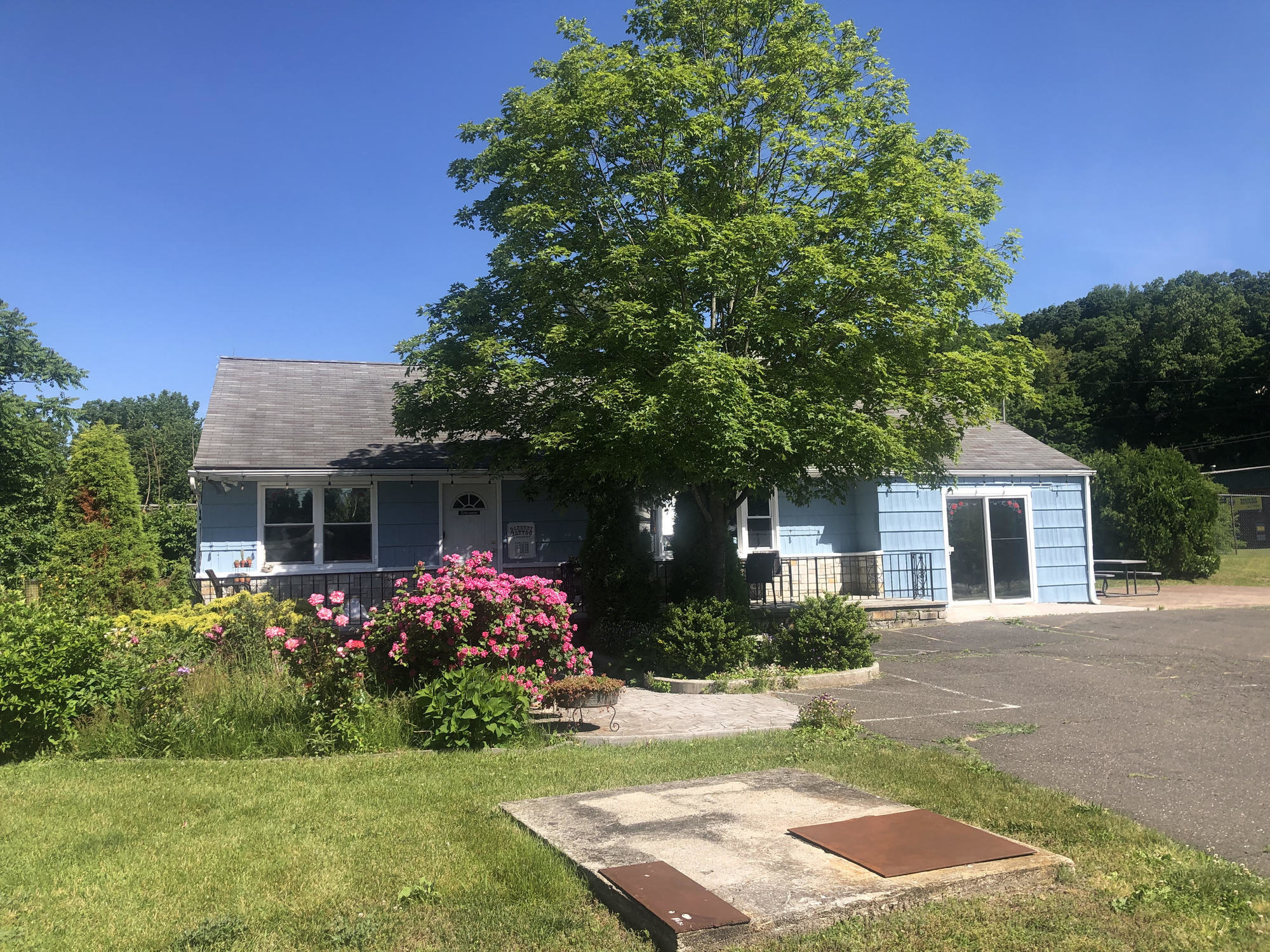 68 Mill Plain Rd, Danbury, CT 06811