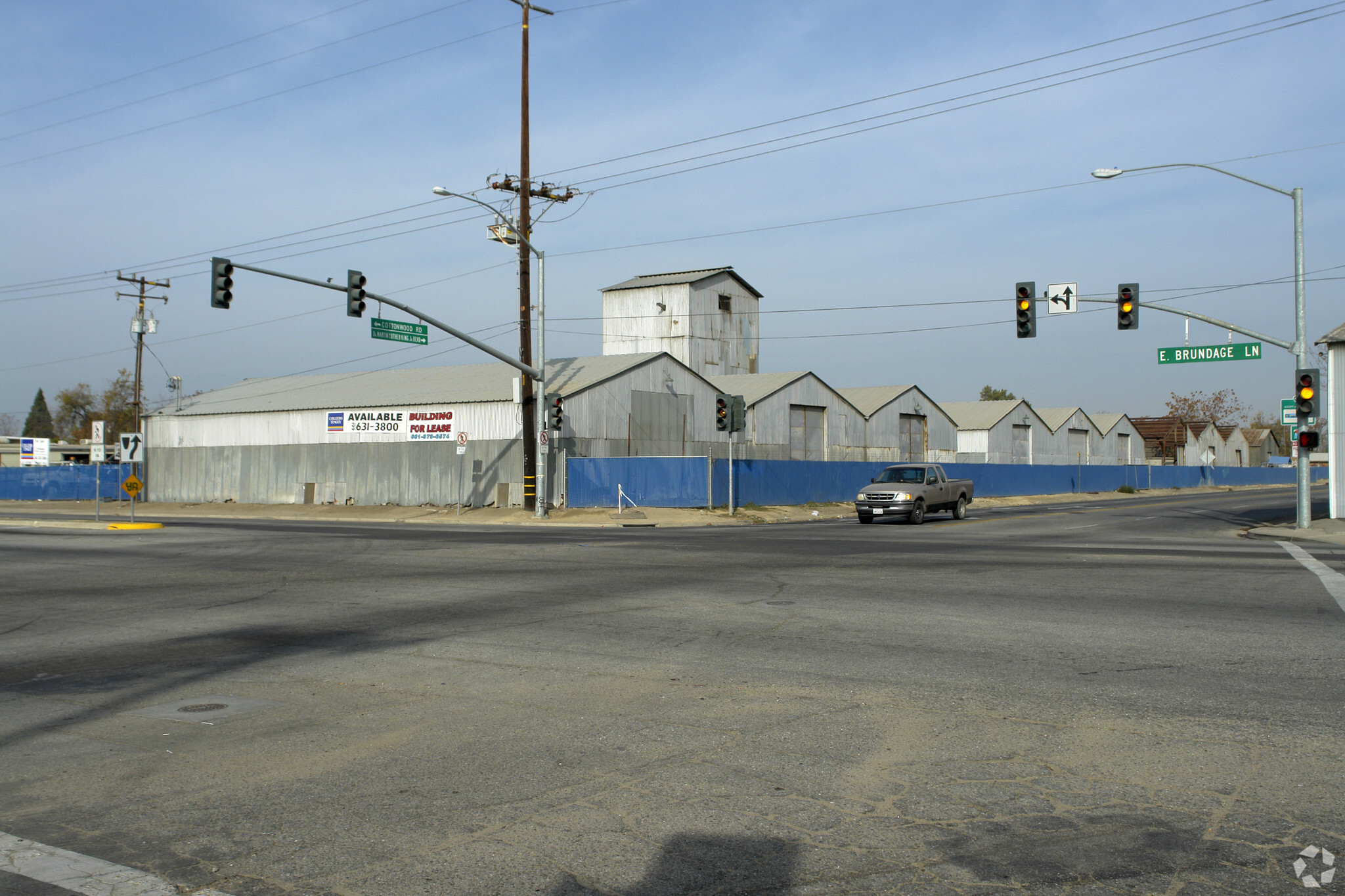 1500-1550 E Brundage Ln, Bakersfield, CA for sale Primary Photo- Image 1 of 1