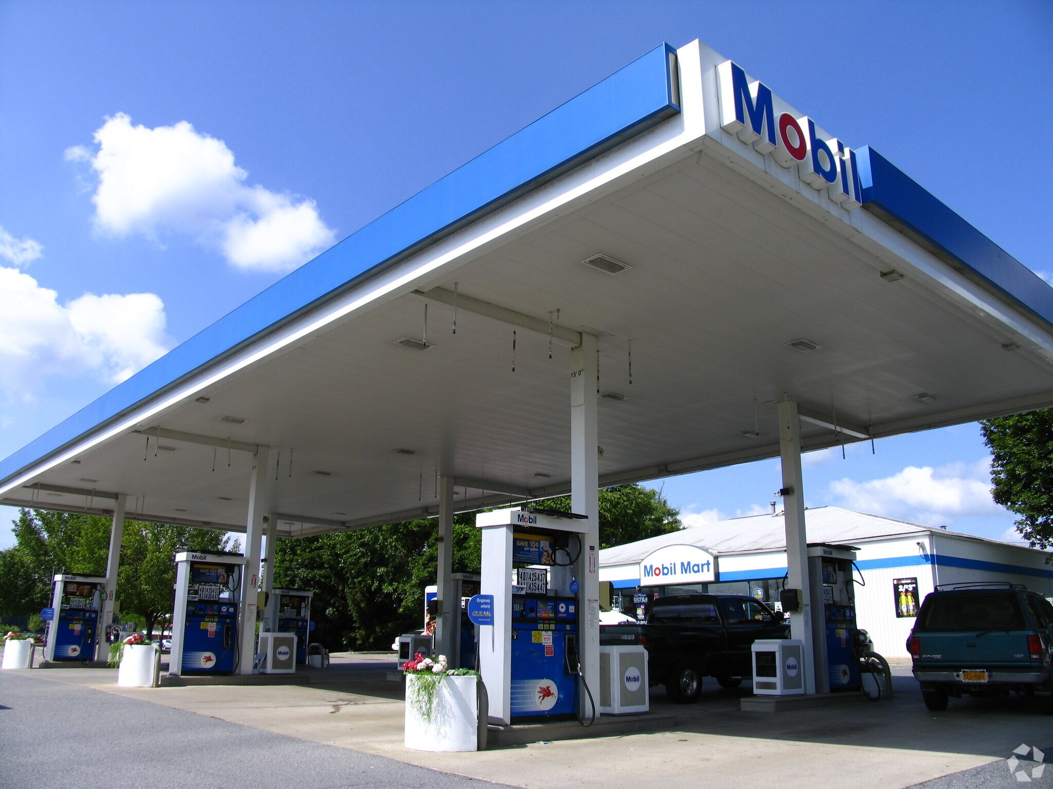 2605 South Rd, Poughkeepsie, NY for sale Primary Photo- Image 1 of 1