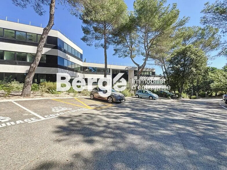 Office in SOPHIA ANTIPOLIS for sale - Building Photo - Image 1 of 11