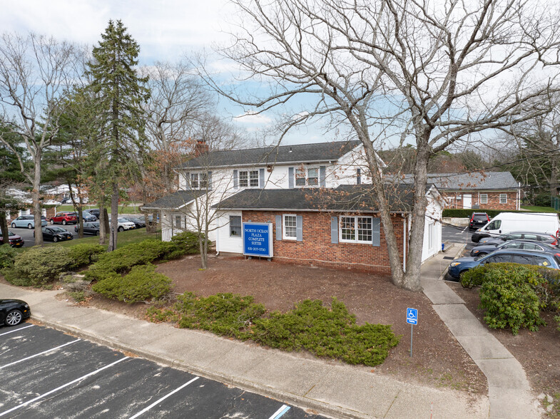 1715-1743 N Ocean Ave, Medford, NY for lease - Primary Photo - Image 1 of 5