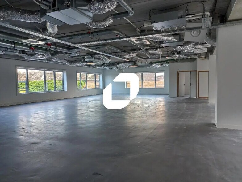 Office in VILLENEUVE-D'ASCQ for lease - Building Photo - Image 3 of 31