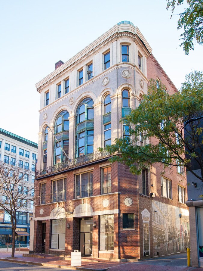 270 Westminster St, Providence, RI 02903