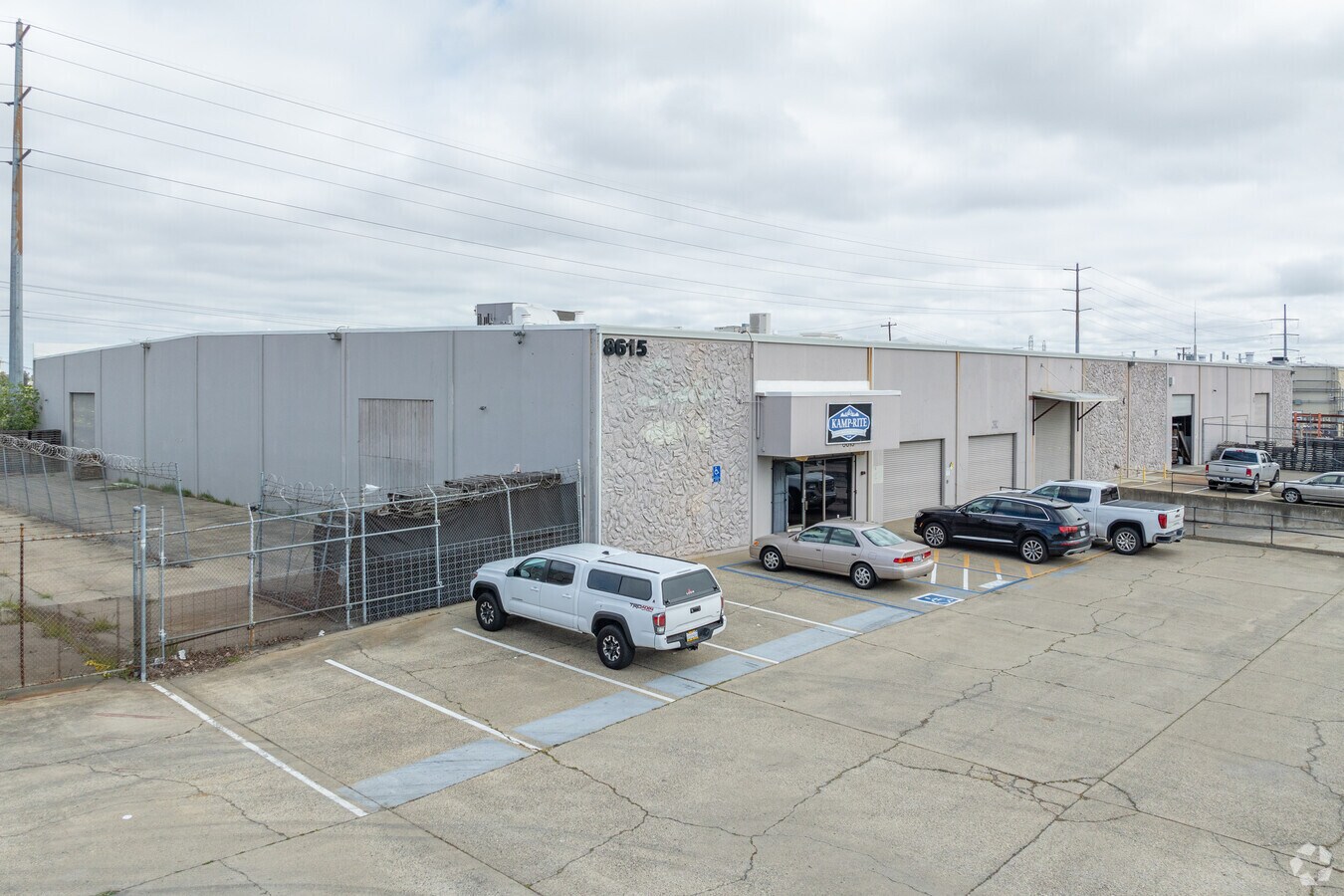 8615 23rd Ave, Sacramento, CA 95826 Industrial for Sale