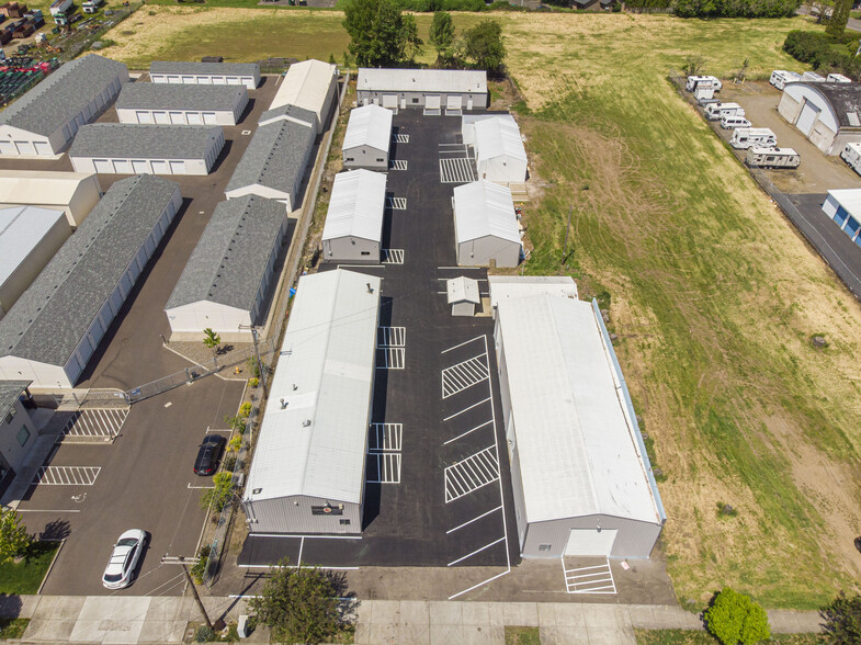 1091 Chemawa, Keizer, OR for lease - Building Photo - Image 1 of 17