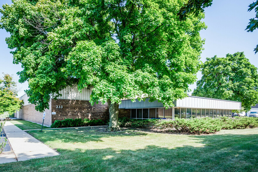 333 W Washington Blvd, Mundelein, IL for sale - Building Photo - Image 1 of 17