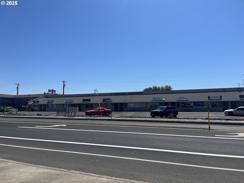 1300 6th St, Umatilla, OR for sale - Building Photo - Image 2 of 5