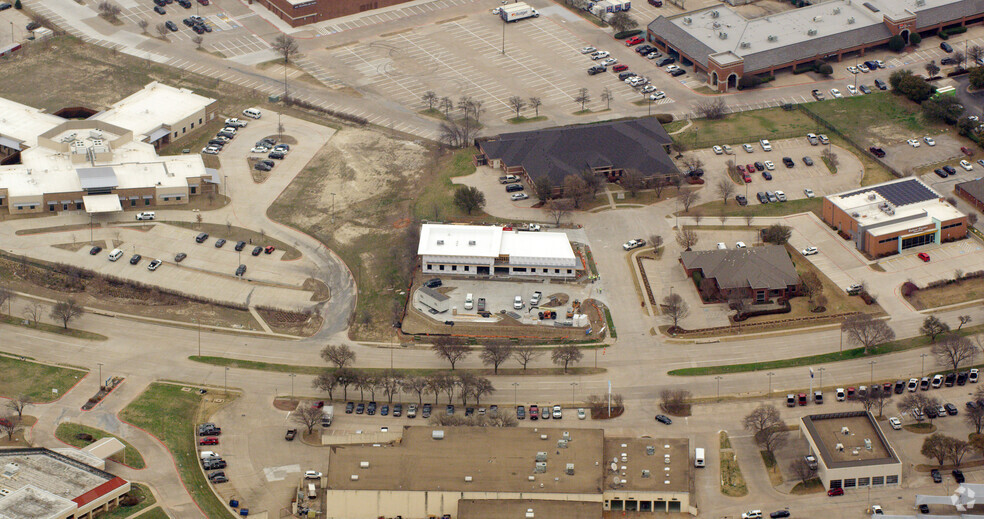 4920 Overton Commons Ct, Fort Worth, TX for lease - Aerial - Image 3 of 4