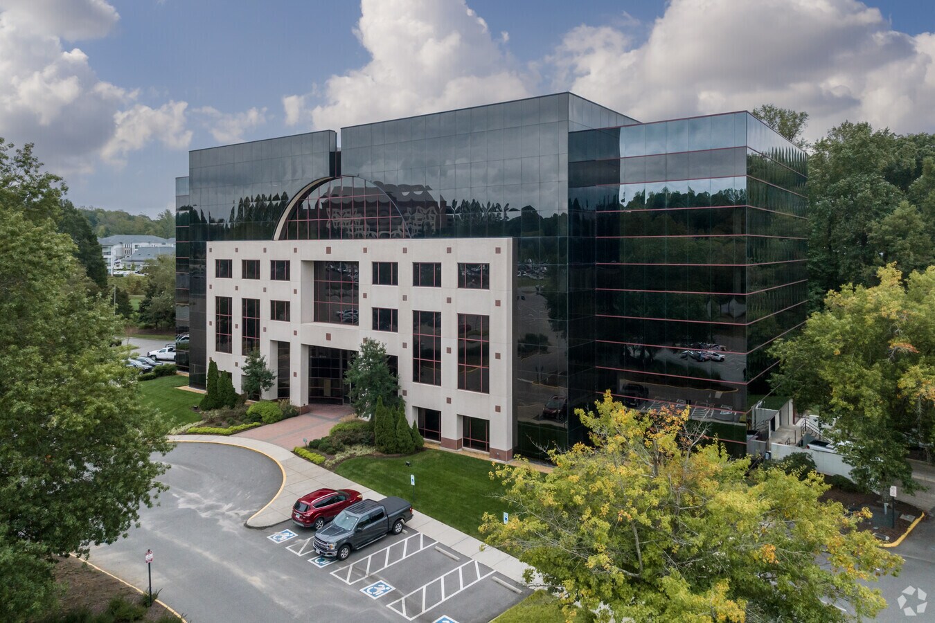 1115 Boulders Parkway Suite 100 North Chesterfield Va 23225 7501 Boulder View Dr, North Chesterfield, VA 23225 - The Boulders | LoopNet