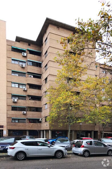 Calle Dulzaina, 5, Madrid, Madrid for sale - Primary Photo - Image 1 of 1