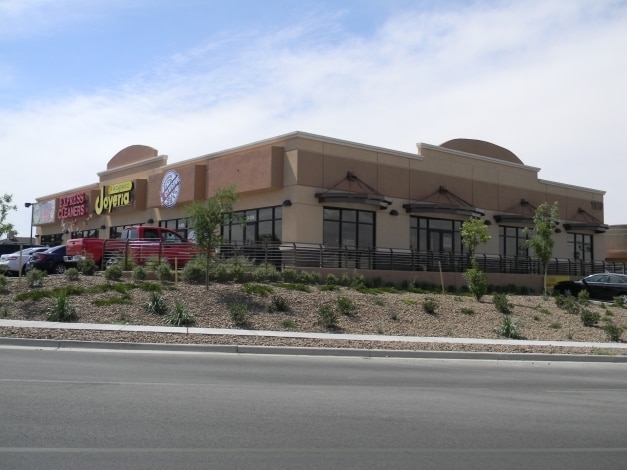11890 Vista del Sol Dr, El Paso, TX for lease - Building Photo - Image 2 of 14