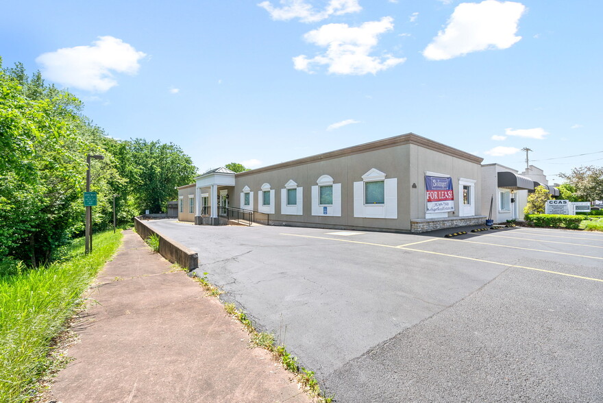 311 W 9th St, Hopkinsville, KY for lease - Building Photo - Image 1 of 36