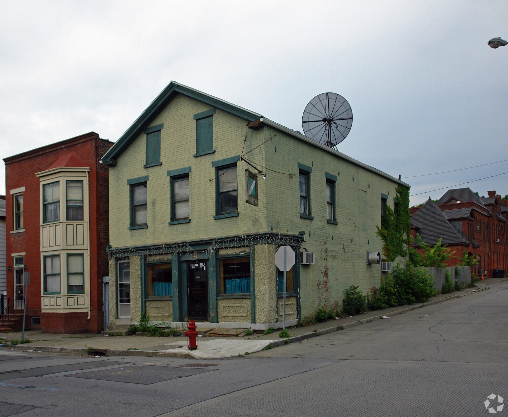 351 4th St, Troy, NY for sale Primary Photo- Image 1 of 1
