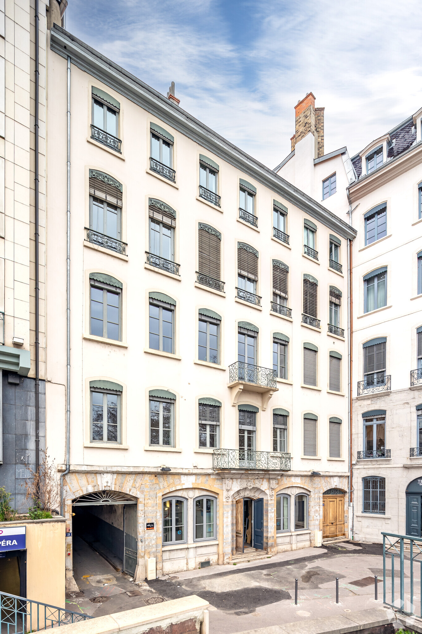 Multifamily in Lyon for sale Primary Photo- Image 1 of 5
