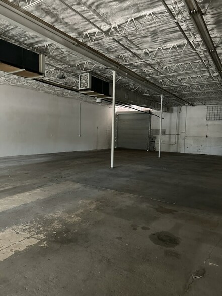 124 S Orlando Ave, Cocoa Beach, FL for lease - Interior Photo - Image 2 of 7