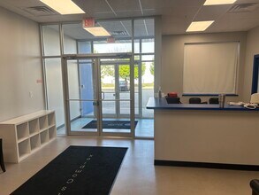 26705 W Commerce Dr, Volo, IL for lease Interior Photo- Image 2 of 4