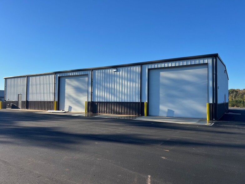 1200 Commerce St, Madison, GA for lease - Building Photo - Image 2 of 11