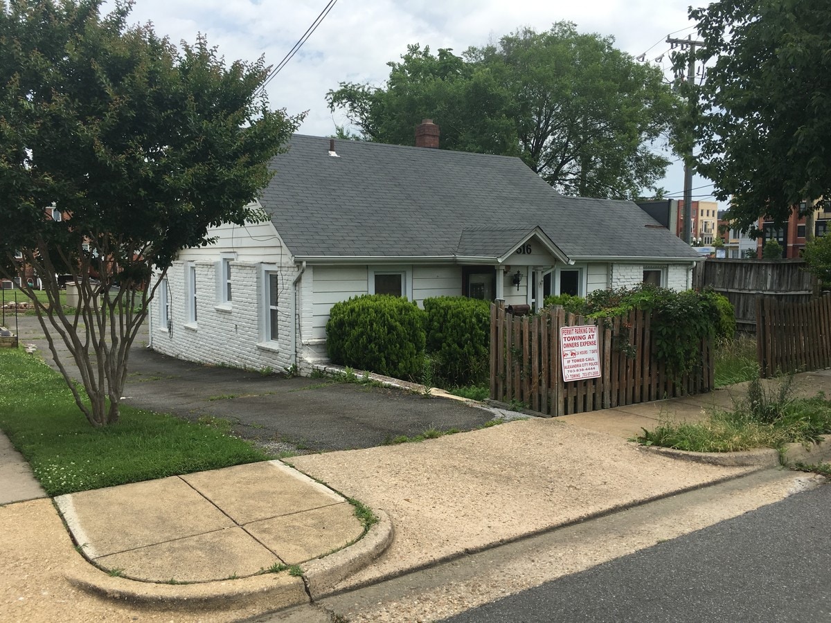 516 E Bellefonte Ave, Alexandria, VA 22301 Potomac Yard Office