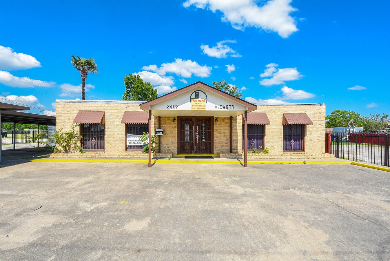 2407 McCarty St, Houston, TX 77029