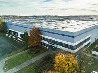 More details for 1 Boulevard Jean Monnet, Combs-la-Ville - Office, Industrial for Lease