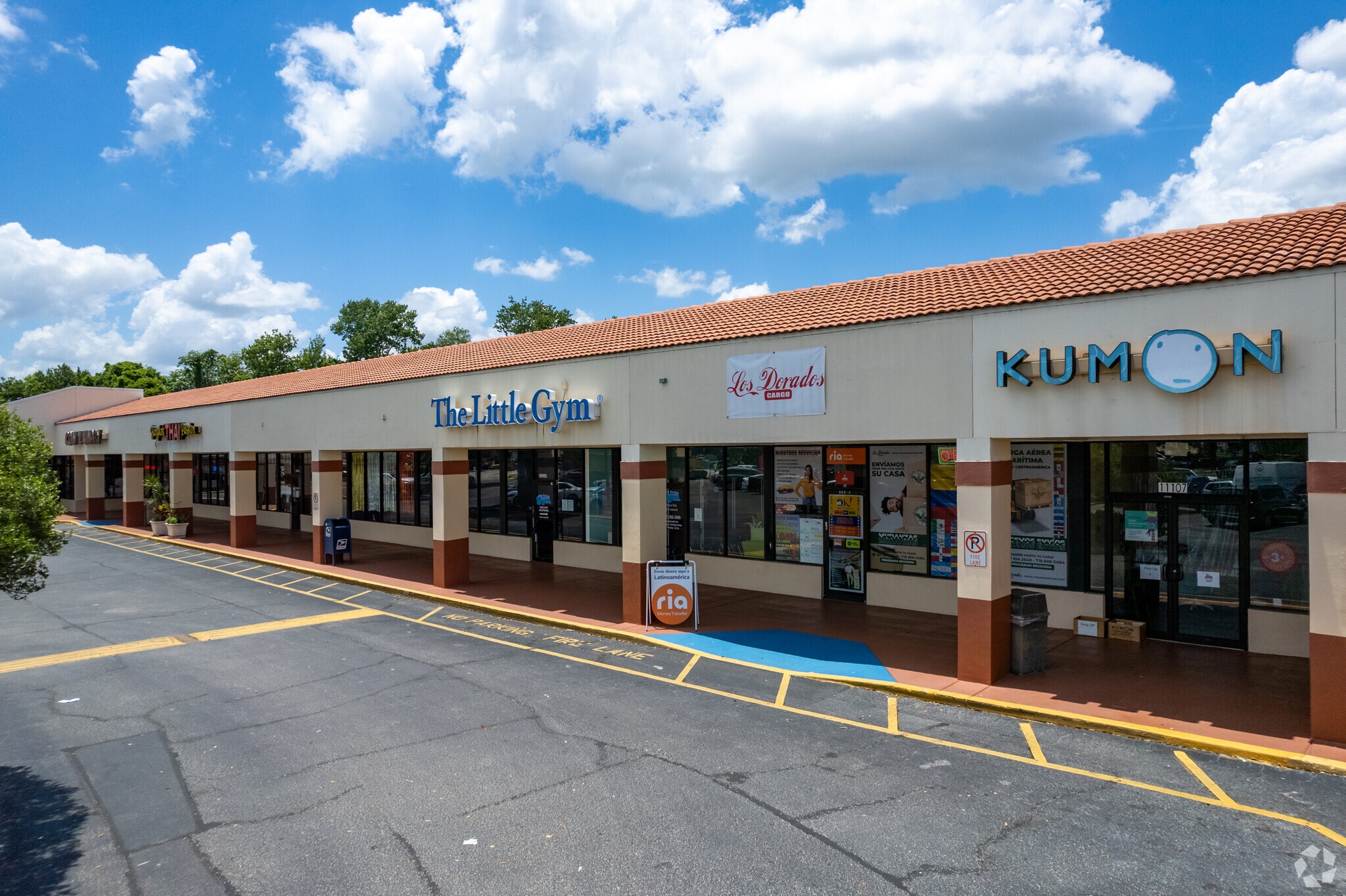 1102911177 W Colonial Dr, Ocoee, FL 34761 Towne Square Shopping