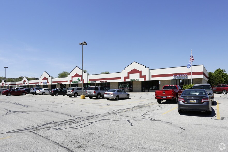 1930 E Apple Ave, Muskegon, MI for lease - Building Photo - Image 3 of 9