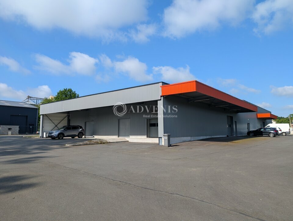 Flex in Pleudihen-sur-Rance for lease Building Photo- Image 1 of 13