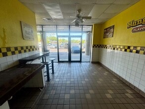 1496 Apalachee Pky, Tallahassee, FL for lease Interior Photo- Image 2 of 4