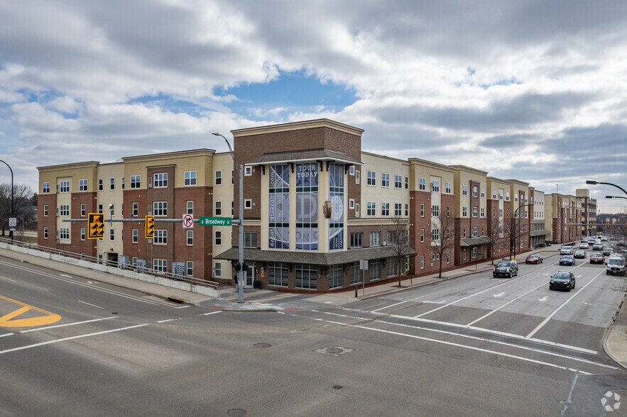 80 E Exchange St, Akron, OH 44308