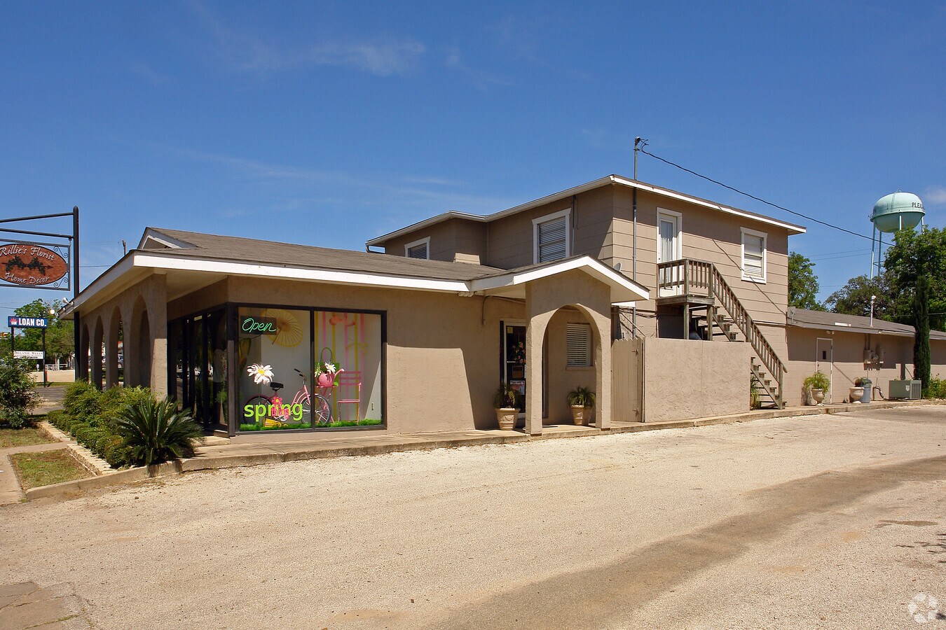 416 W Oaklawn Rd, Pleasanton, TX 78064 Property Record