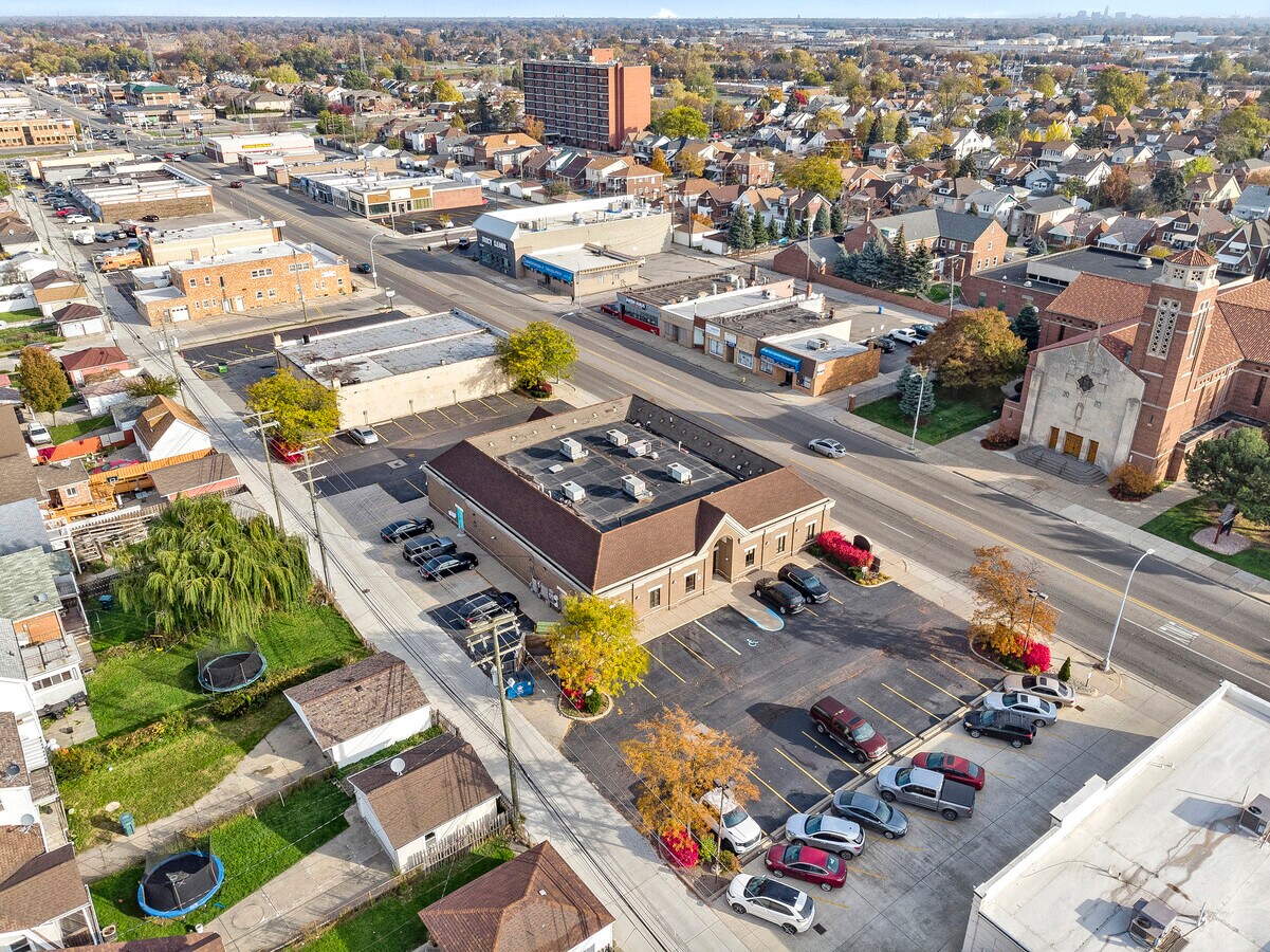 5245 Schaefer Rd, Dearborn, MI 48126 Office for Sale