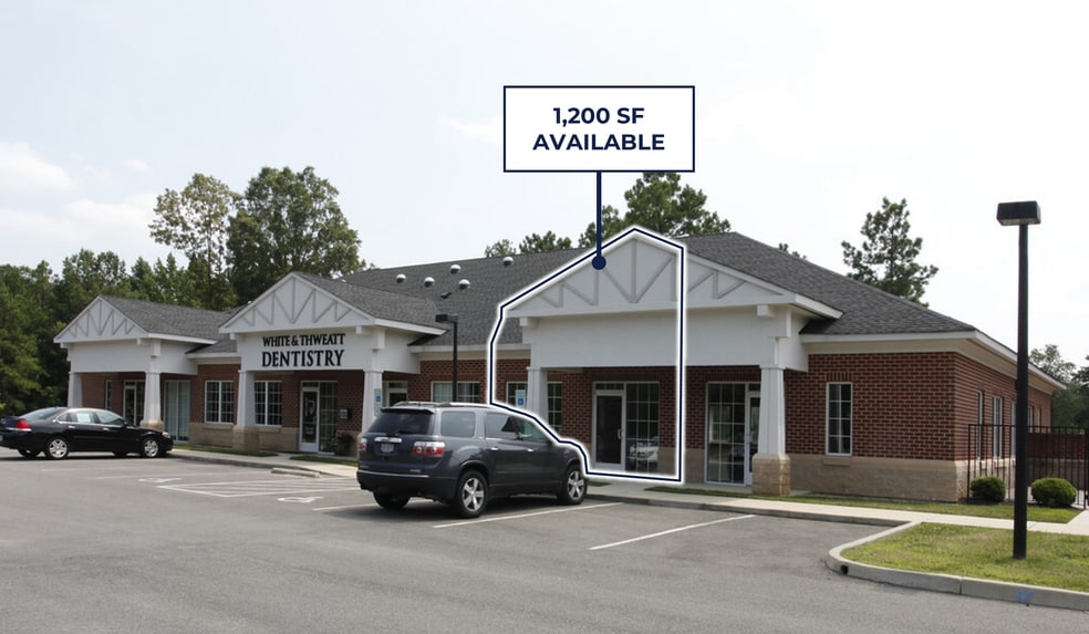 5500 Whiteside Dr, Sandston, VA for lease - Building Photo - Image 1 of 7