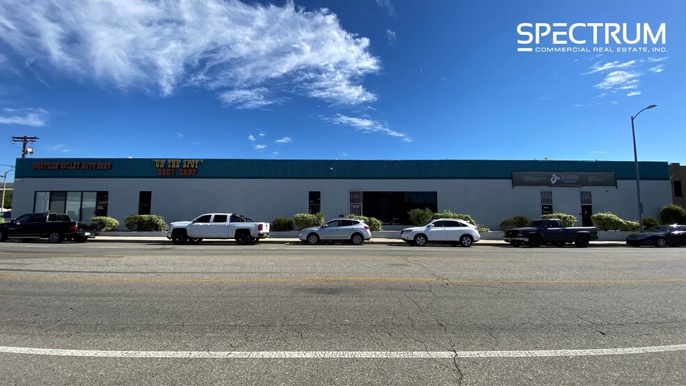 10140-10158 Canoga Ave, Chatsworth, CA for lease - Building Photo - Image 3 of 14