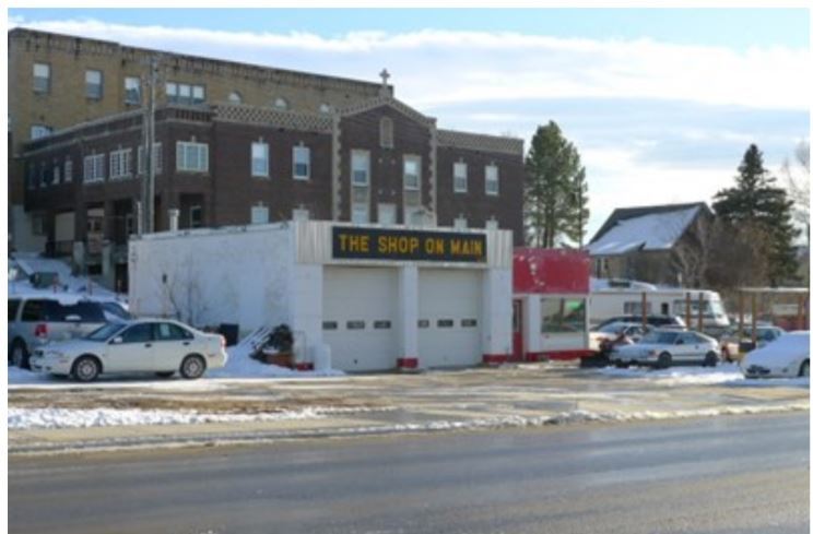 411 E Main St, Lewistown, MT for sale - Building Photo - Image 1 of 1