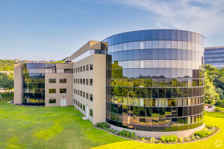 6504 Bridgepoint Pky, Austin, TX for lease - Building Photo - Image 3 of 19