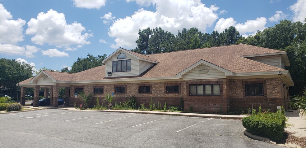 2907 Kerry Forest Pky, Tallahassee, FL for lease - Building Photo - Image 1 of 10