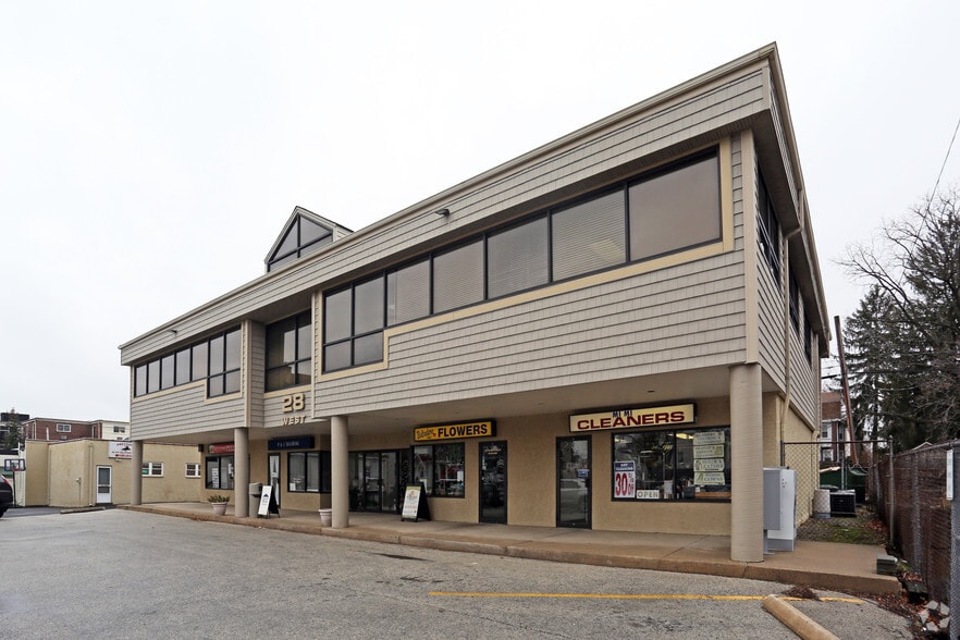 Havertown PA - Multi Tenant Properties! portfolio of 4 properties for sale on LoopNet.com - Primary Photo - Image 1 of 4