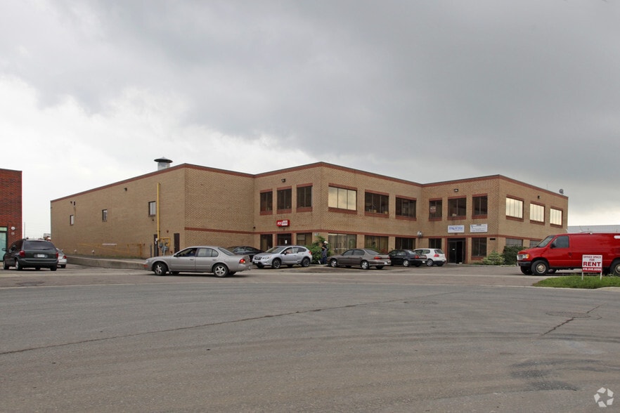 1830 Gage Ct, Mississauga, ON for sale - Primary Photo - Image 1 of 1