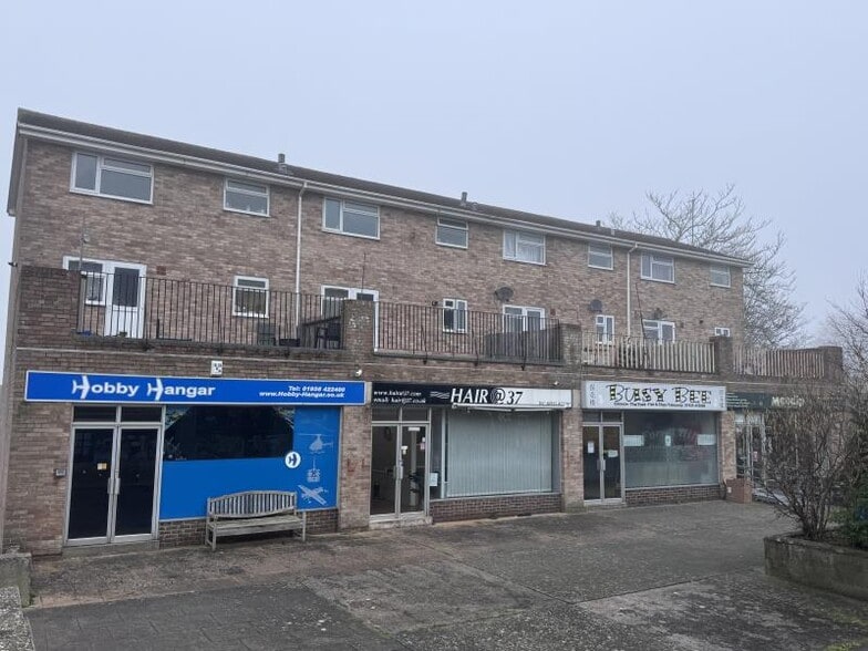 35 Forest Hl, Yeovil for lease - Building Photo - Image 2 of 3