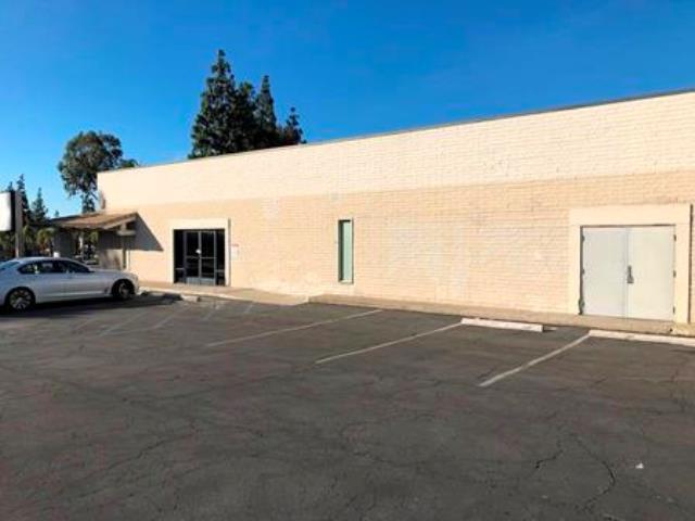 5350 Olive St, Montclair, CA for lease - Building Photo - Image 3 of 8