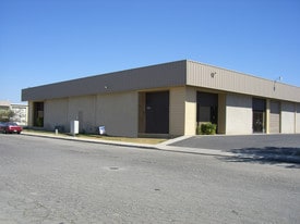 4717-4725 District Blvd, Bakersfield CA - Warehouse