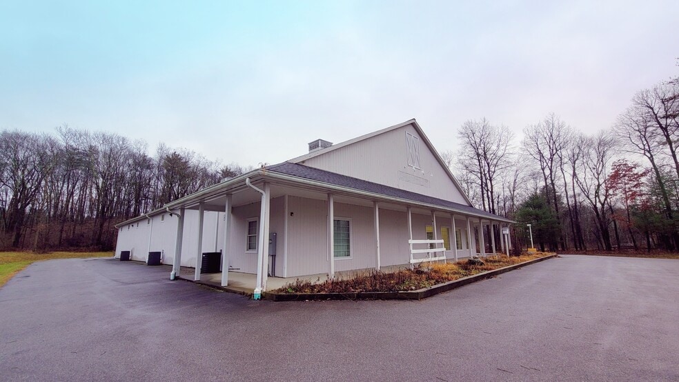 6830 Rt 9 US  Rt 9, Rhinebeck, NY for sale - Primary Photo - Image 1 of 1