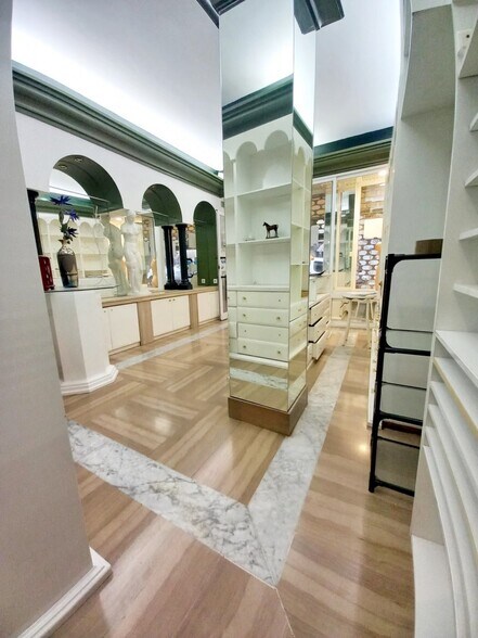 Retail in Córdoba, Córdoba for sale - Building Photo - Image 2 of 6