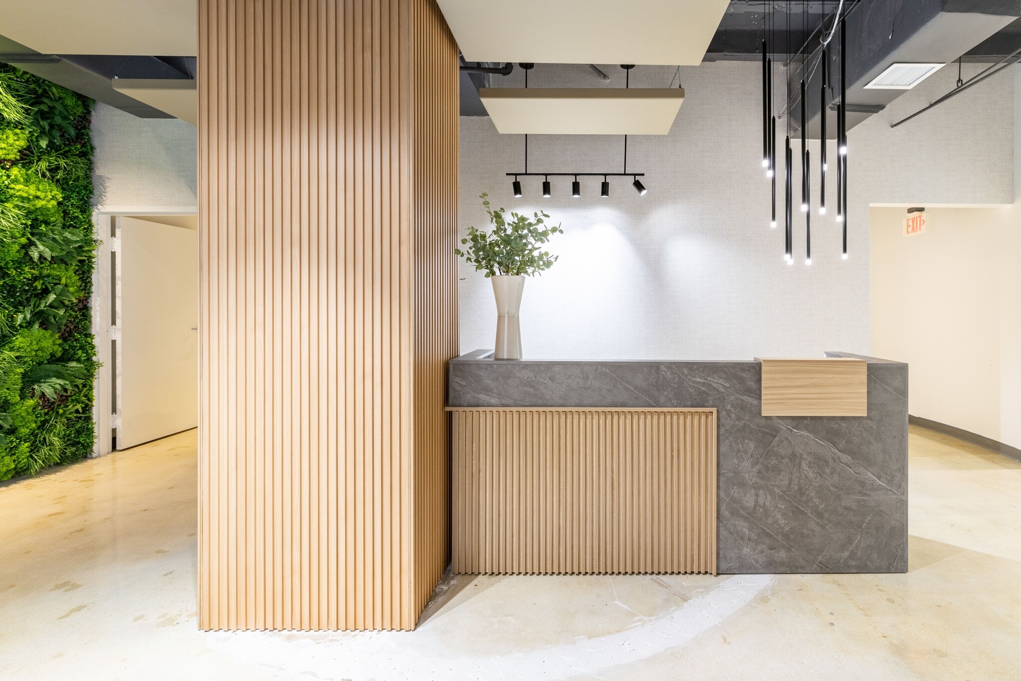 1680 Meridian Ave, Miami Beach, FL for lease Interior Photo- Image 1 of 22